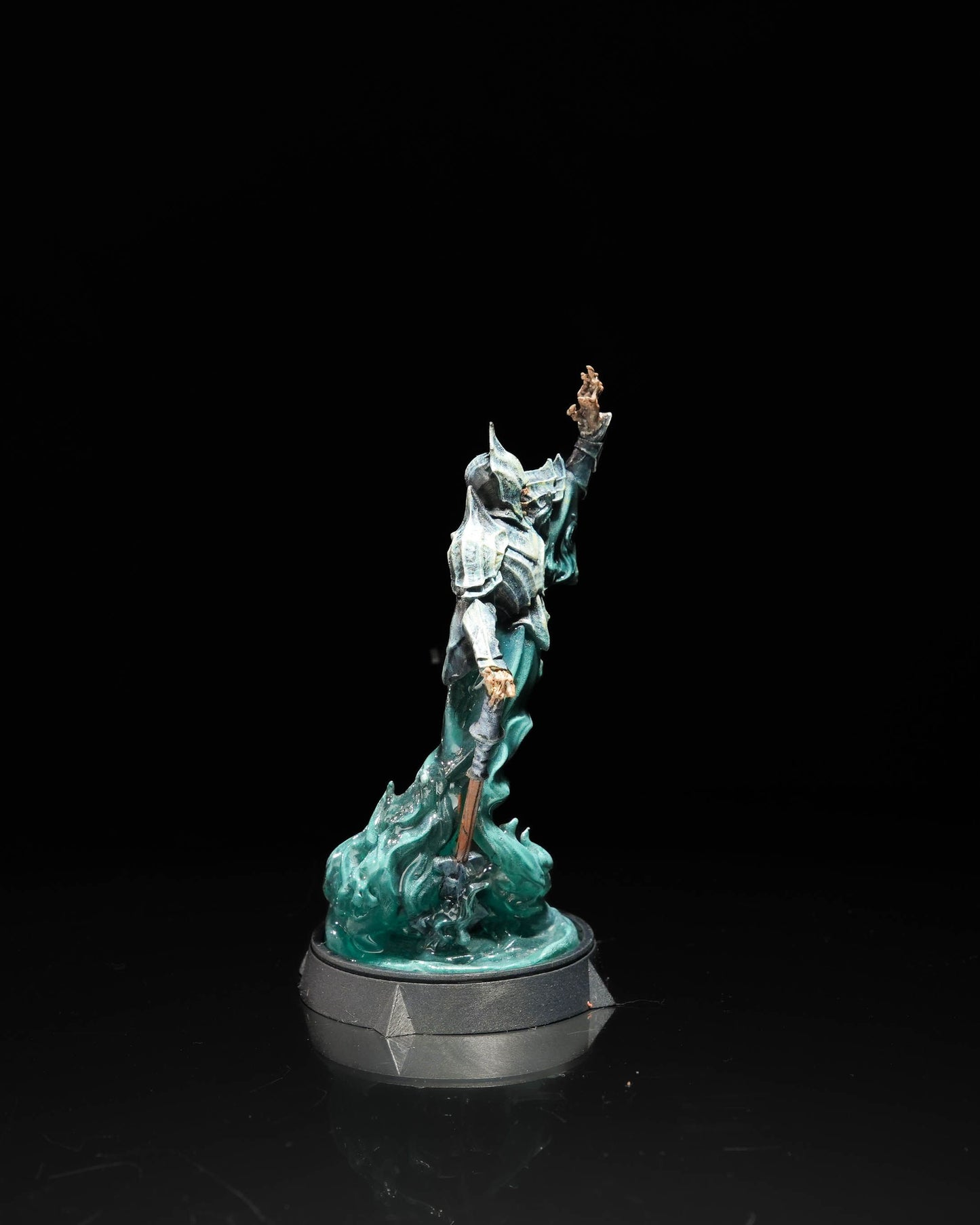 Unpainted Ghost Lantern - Enemy image 2