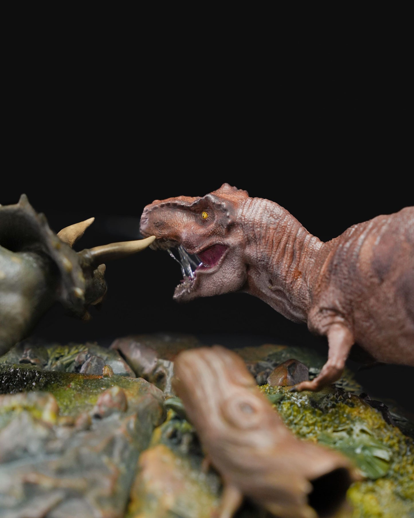 Unpainted Triceratops Statue image 1