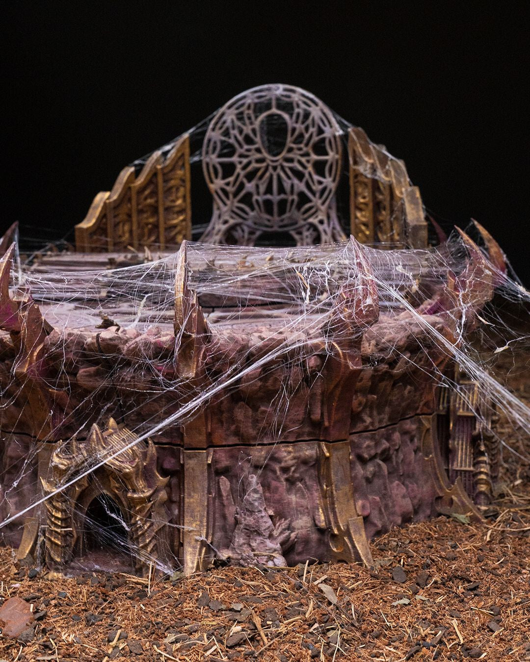 Unpainted Spider Queen's Lair