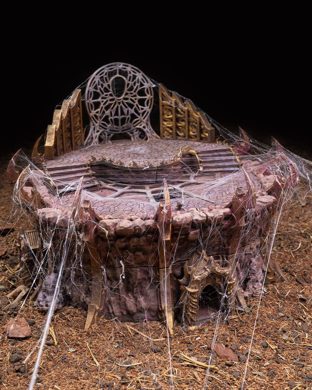 Unpainted Spider Queen's Lair