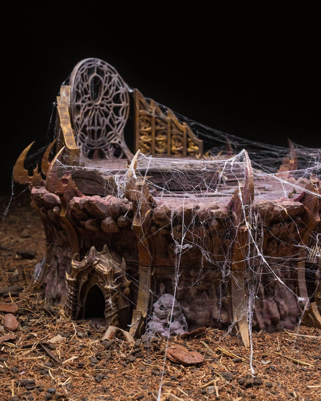 Unpainted Spider Queen's Lair