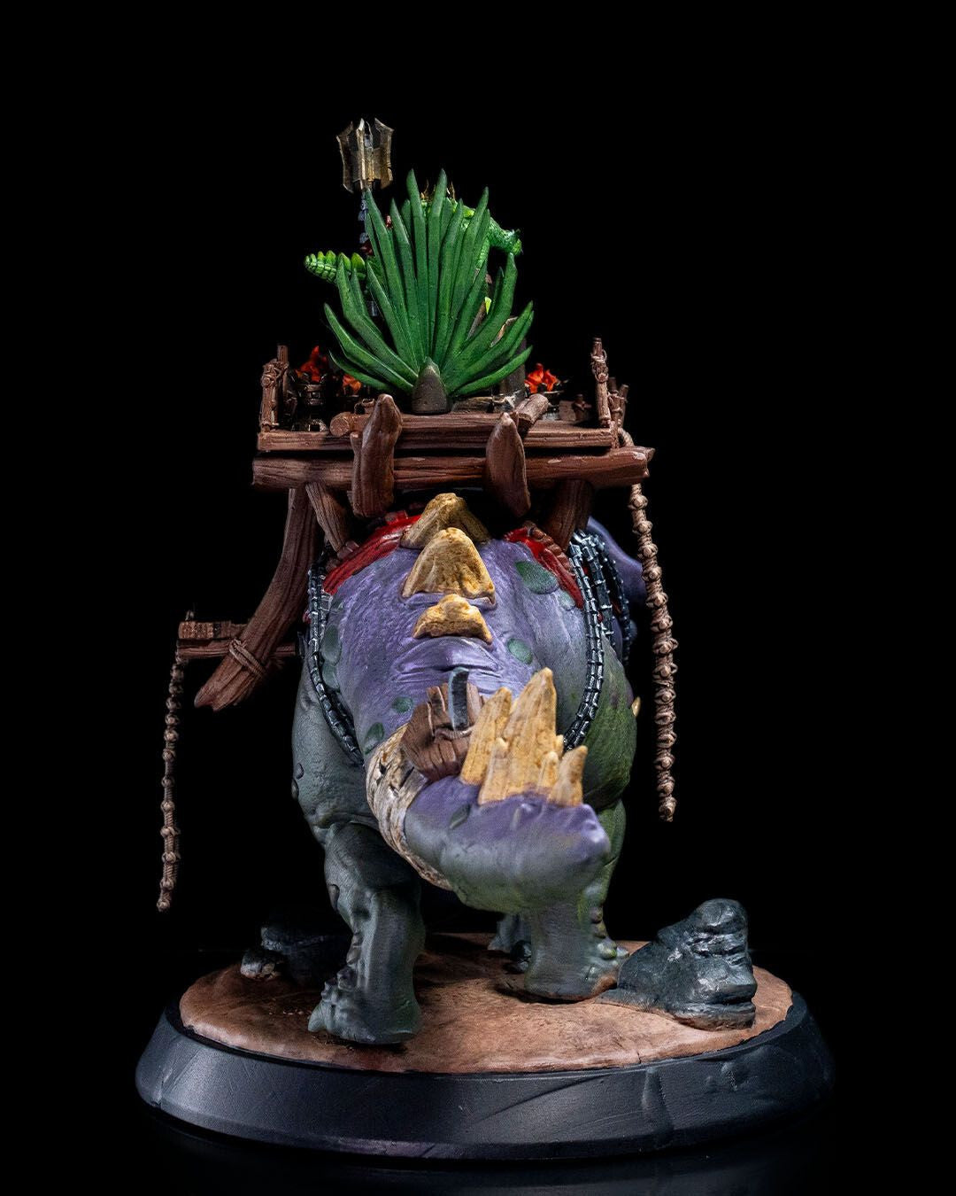Unpainted Thûrak and The Tyrant