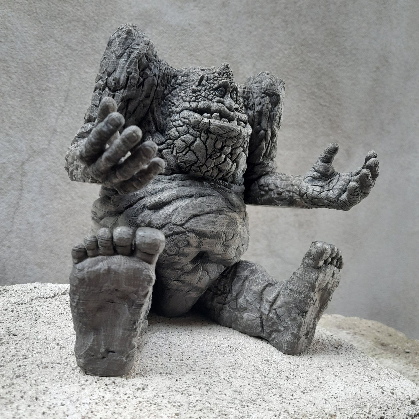 Unpainted Rockbiter and his Bike Articulated 2 awesome models