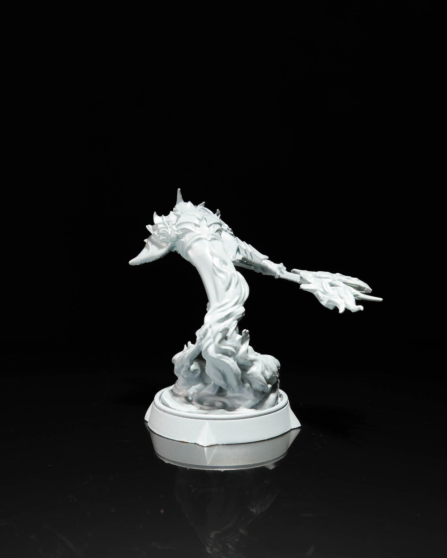 Unpainted Ghost Dagger - Enemy image 2
