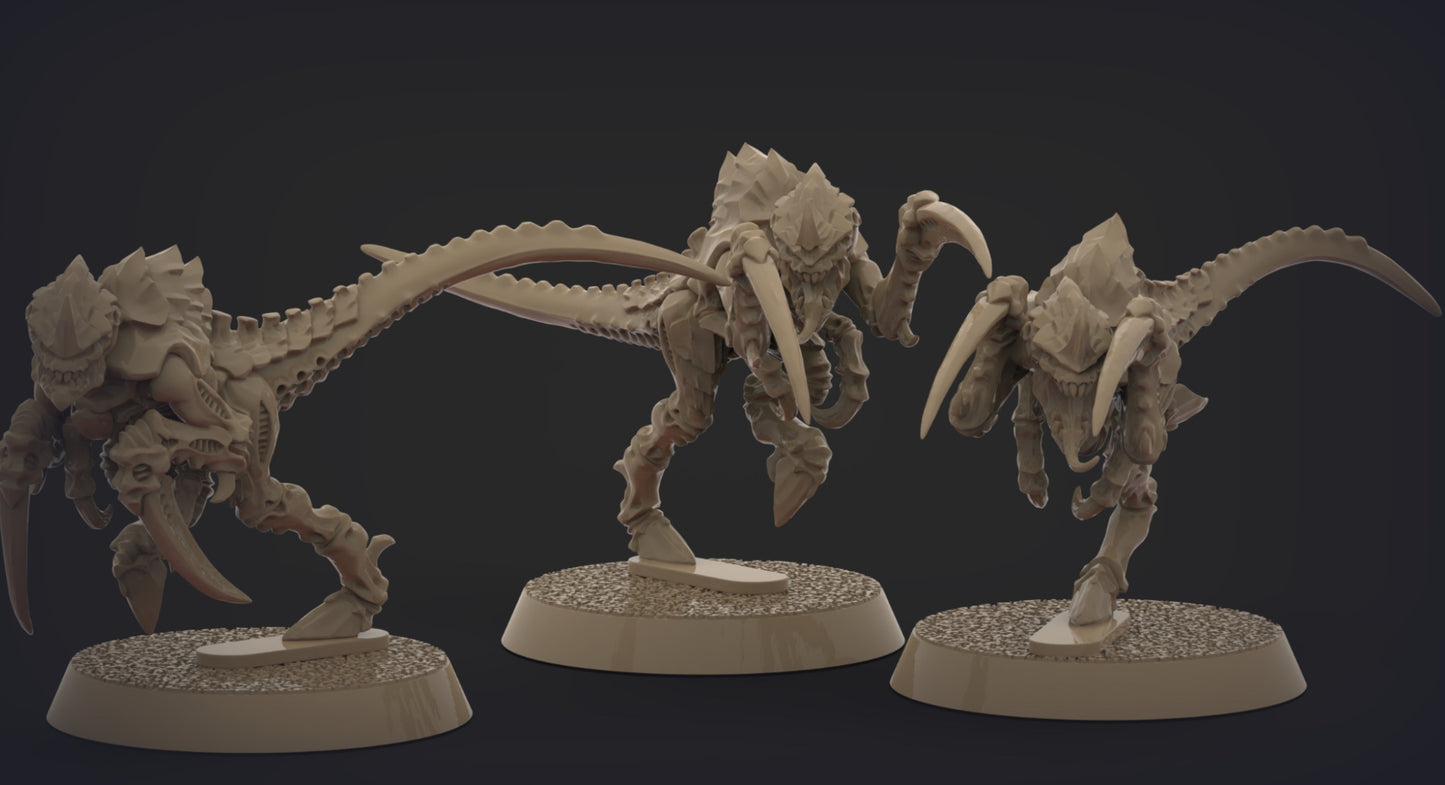 Unpainted- Space bugs style 20 (set of 10) image 0