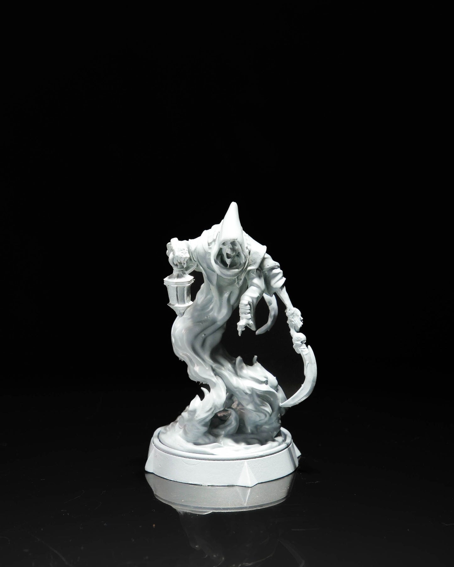 Unpainted Ghost Lantern - Enemy image 0