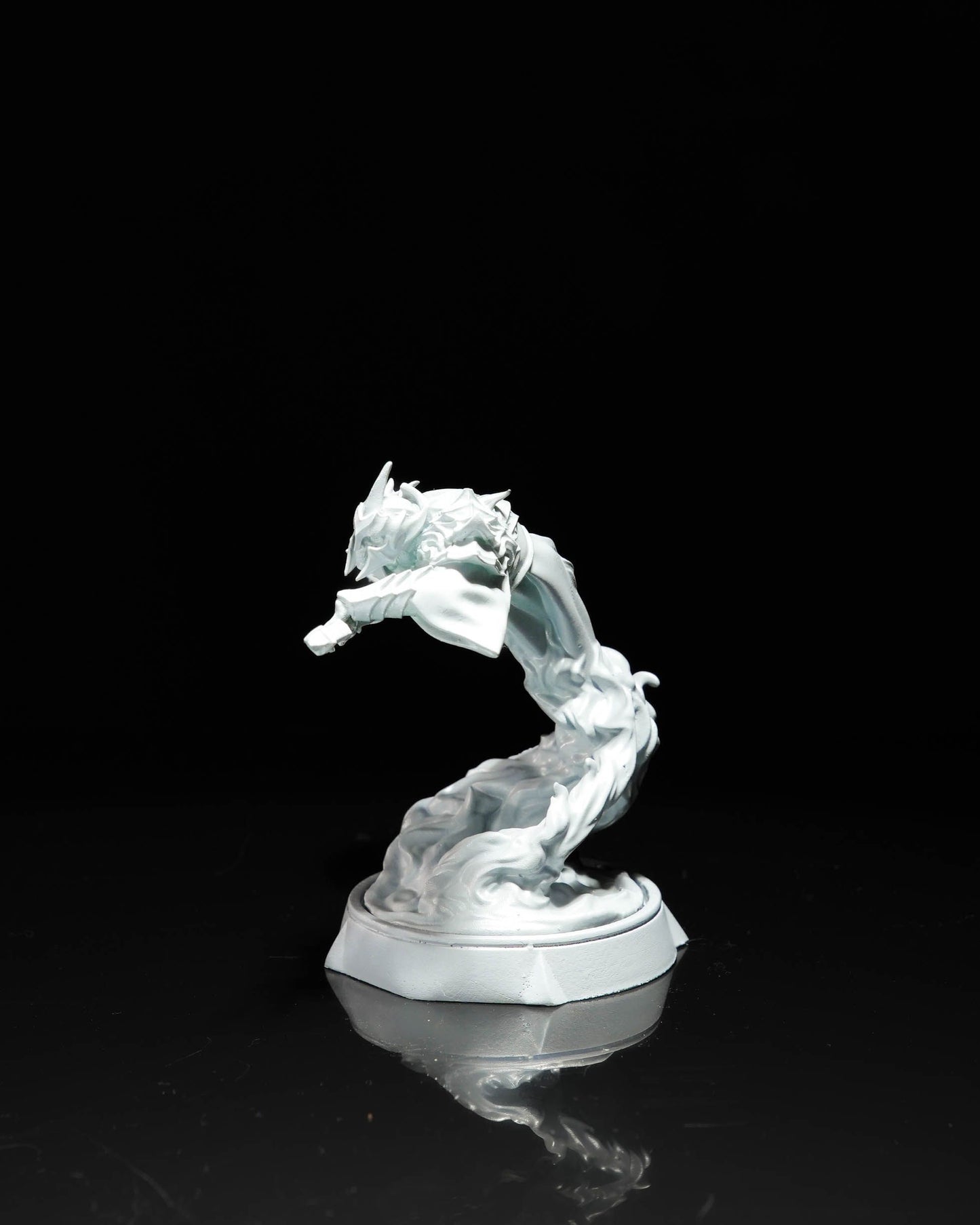 Unpainted Ghost Dagger - Enemy image 1