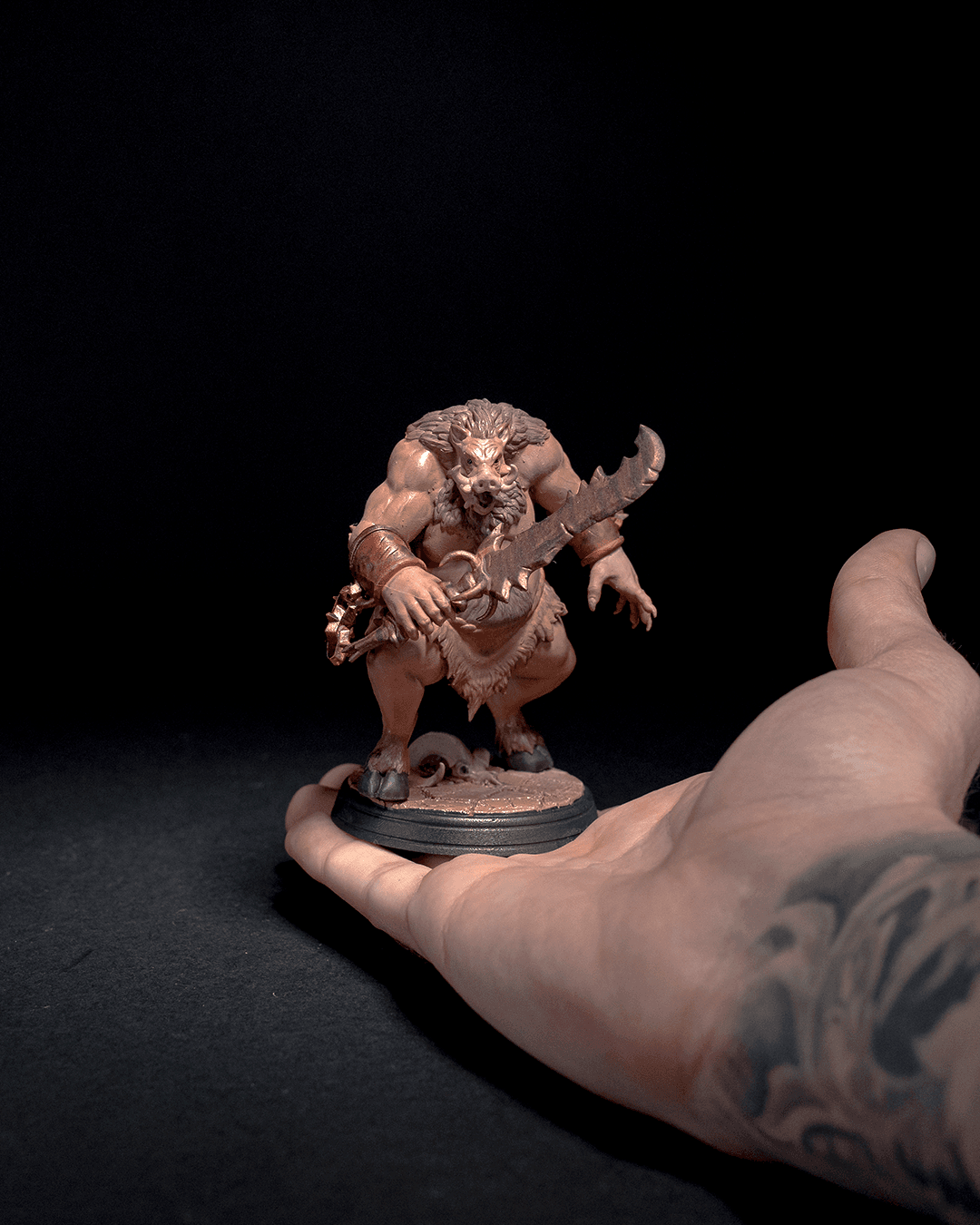 Unpainted Wilbur the Warrior image 3