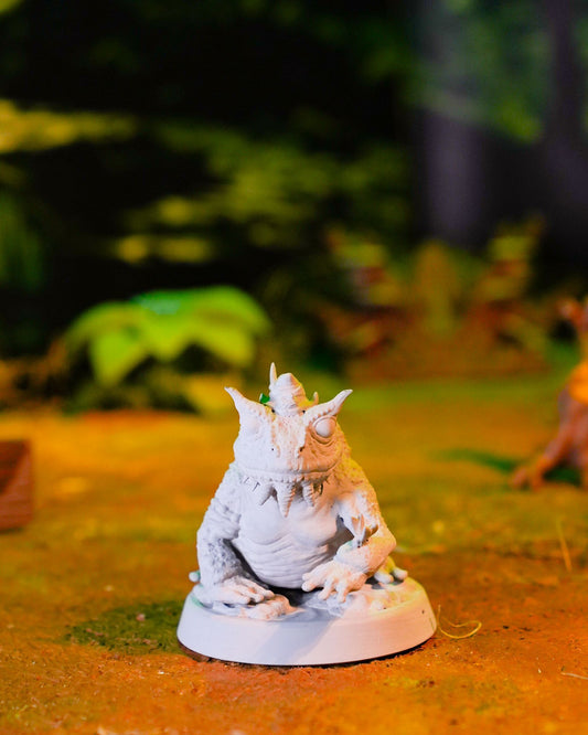 Unpainted Garten Giant Frog - Enemy image 0