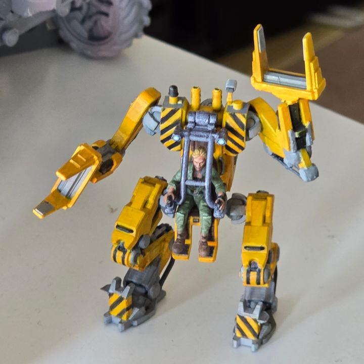 Unpainted Articulated Power Loader image 1