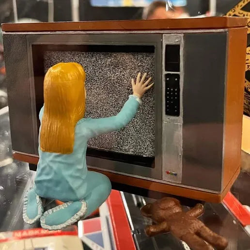 Unpainted Poltergeist Carol Anne and teddy Touching the Tv
