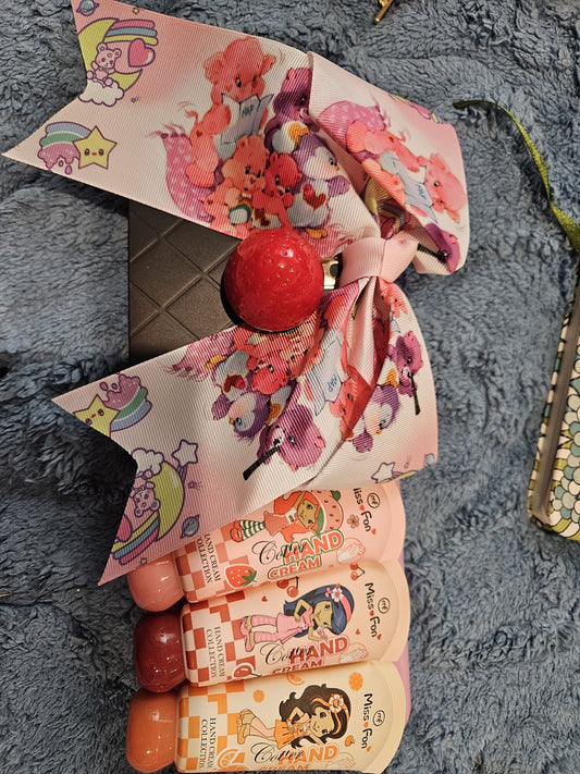 Strawberry Shortcake Lotion And Lip Gloss With Care Bear Bow