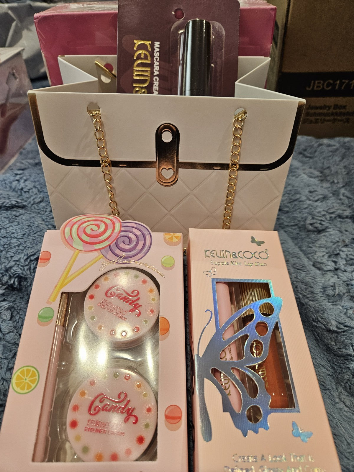 Kevin And Coco Make Up Kit