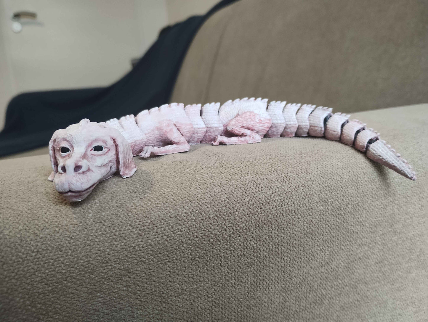 Unpainted Articulated Falkor
