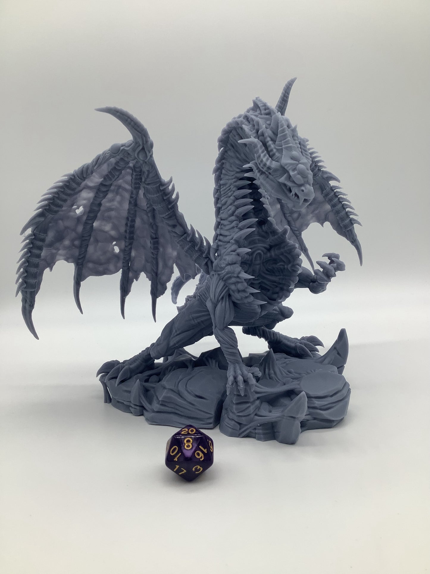 Unpainted  Andelig Psychic Purple Dragon Model image 1