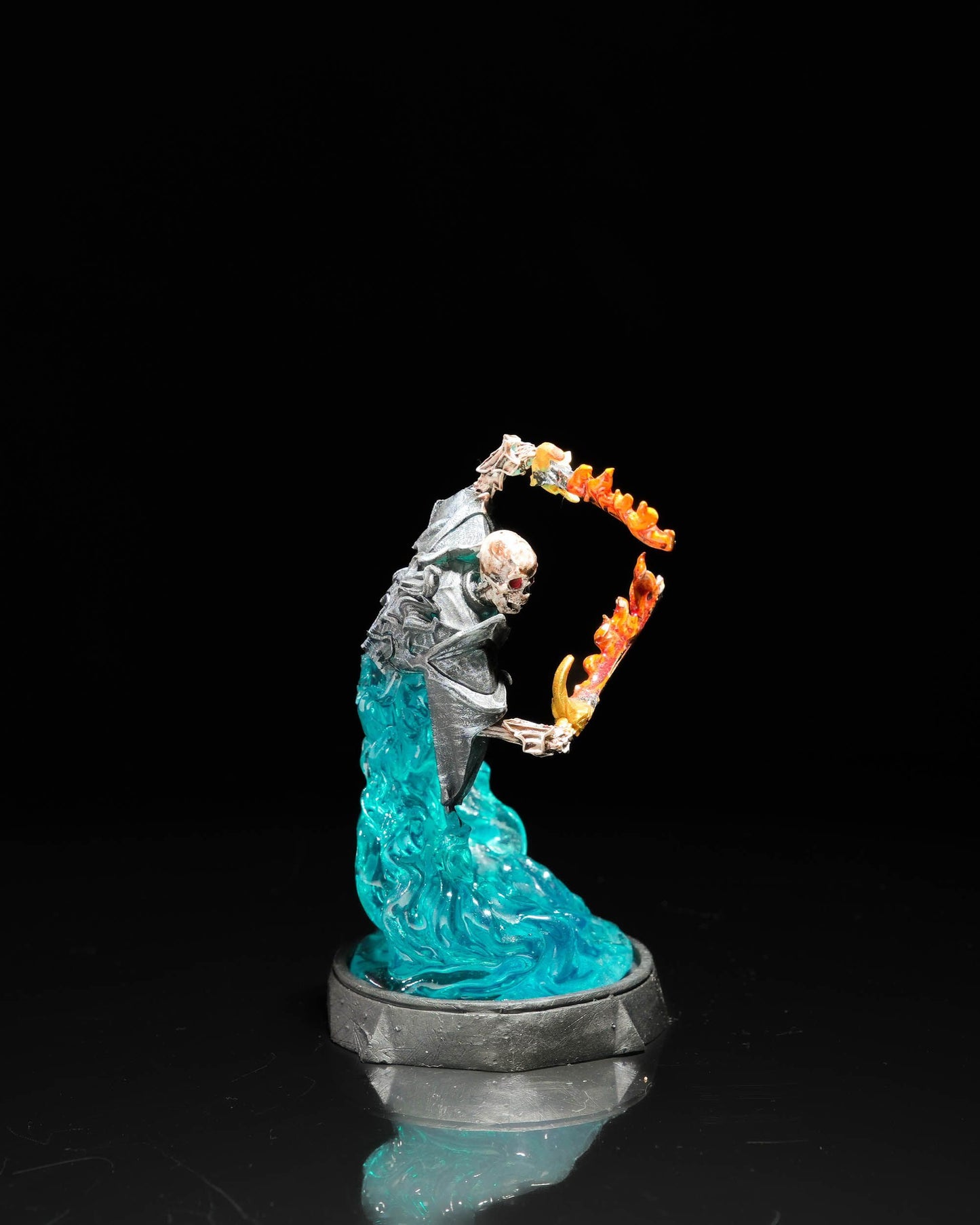 Unpainted Ghost Sickle - Enemy image 1