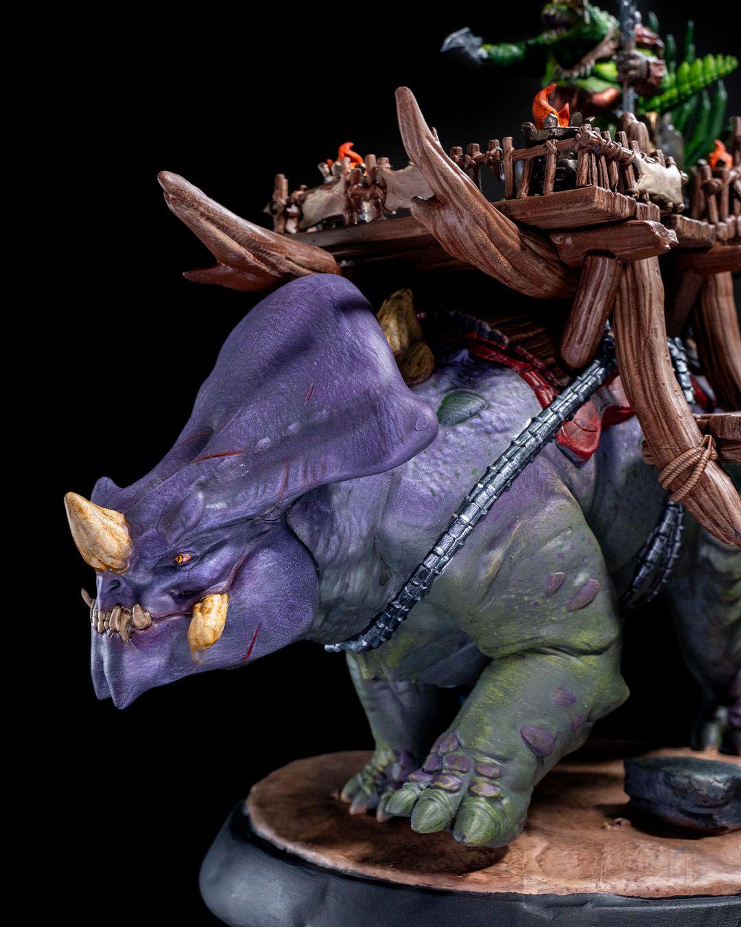 Unpainted Thûrak and The Tyrant image 1