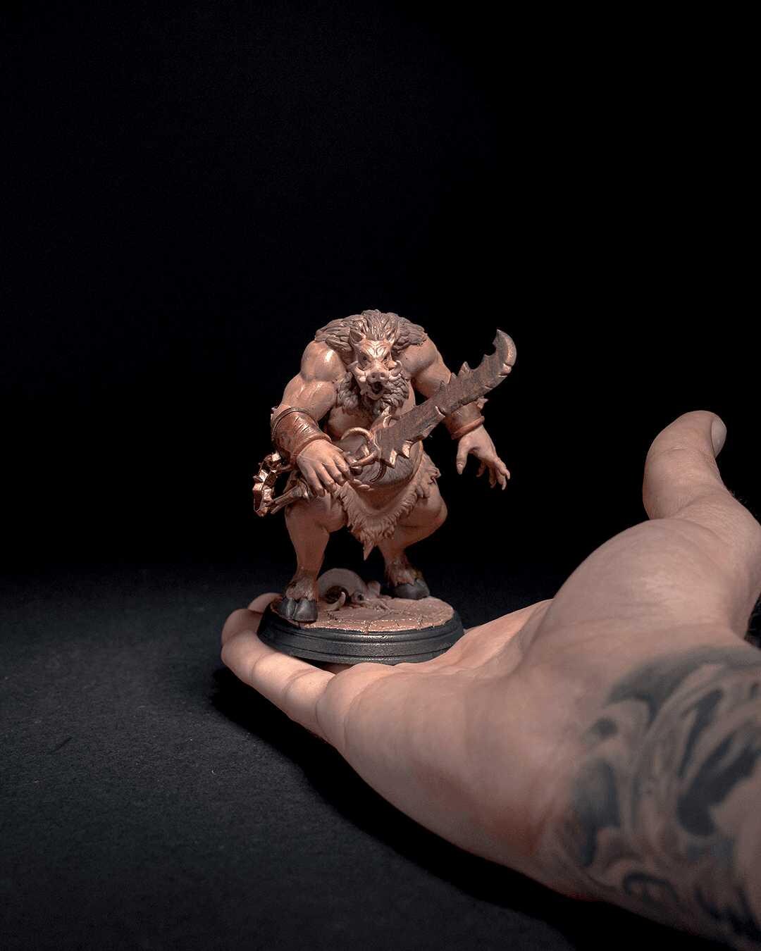 Unpainted Wilbur the Warrior image 3
