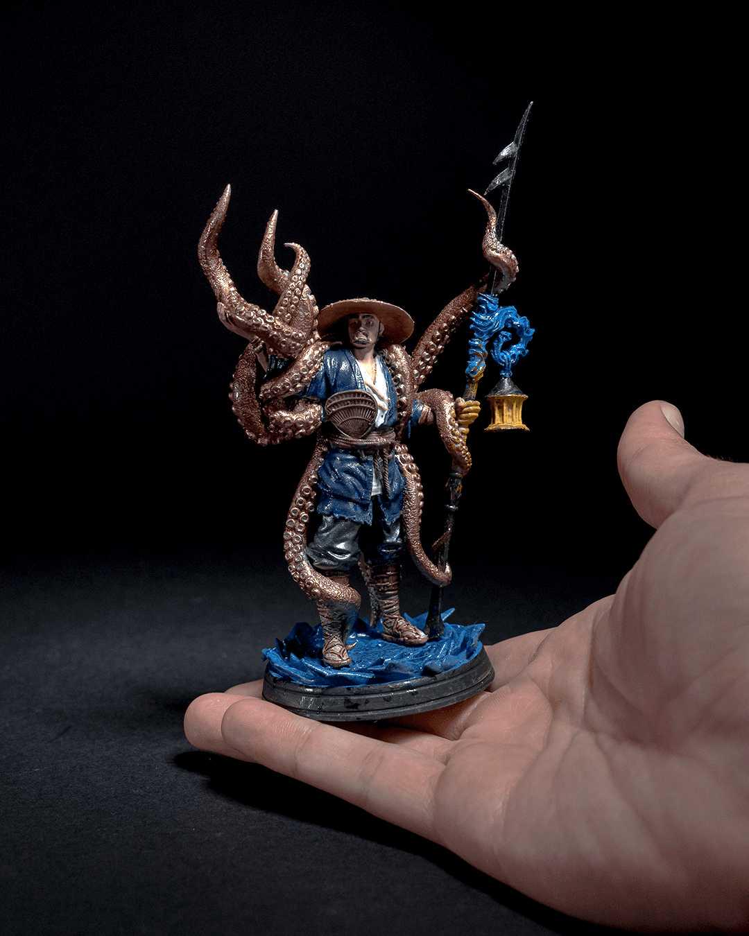 Unpainted Tai Tako, the Fisherman image 0
