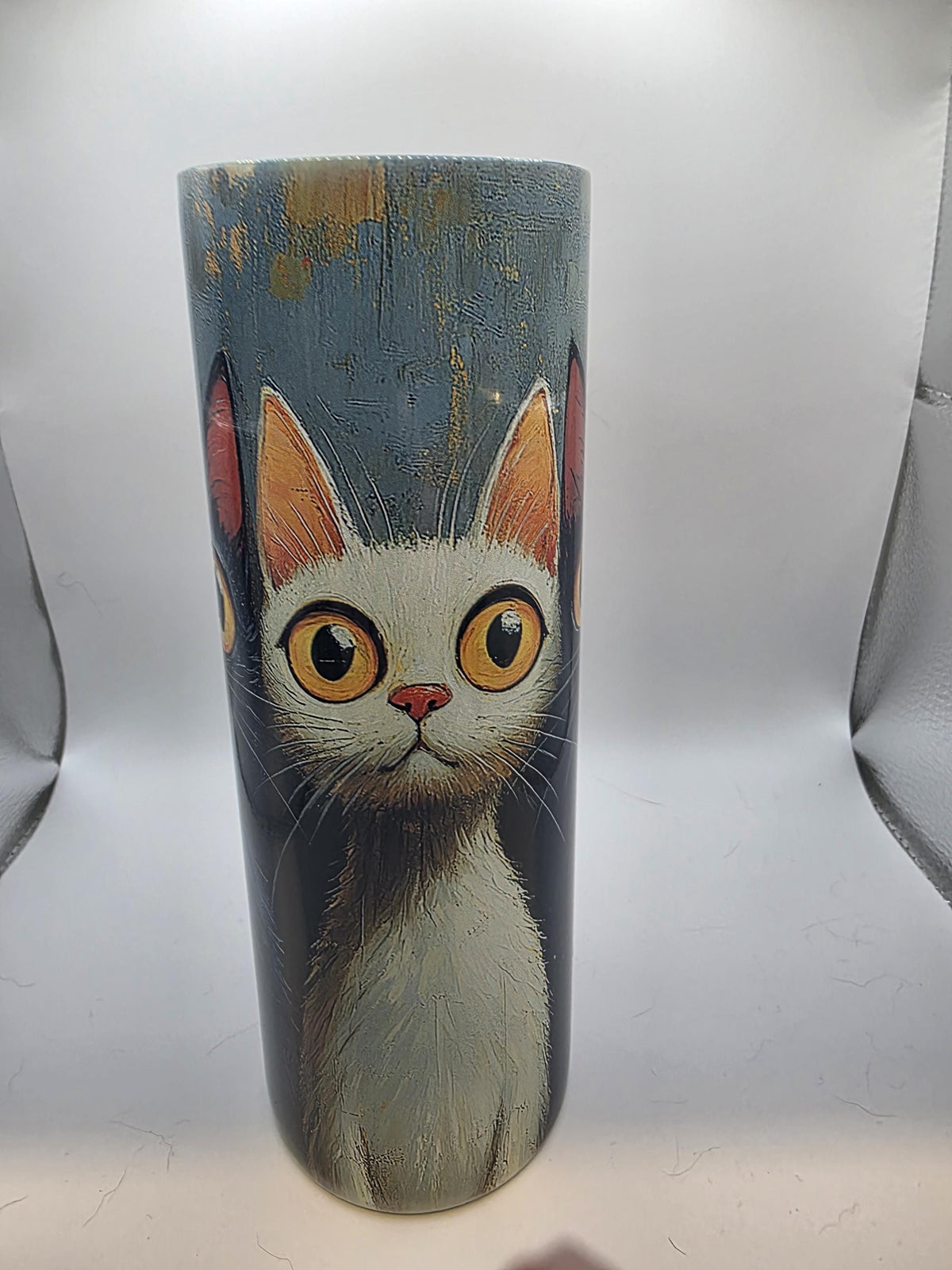 20 Ounce Tumbler with lid and straw and box  Trio of cats