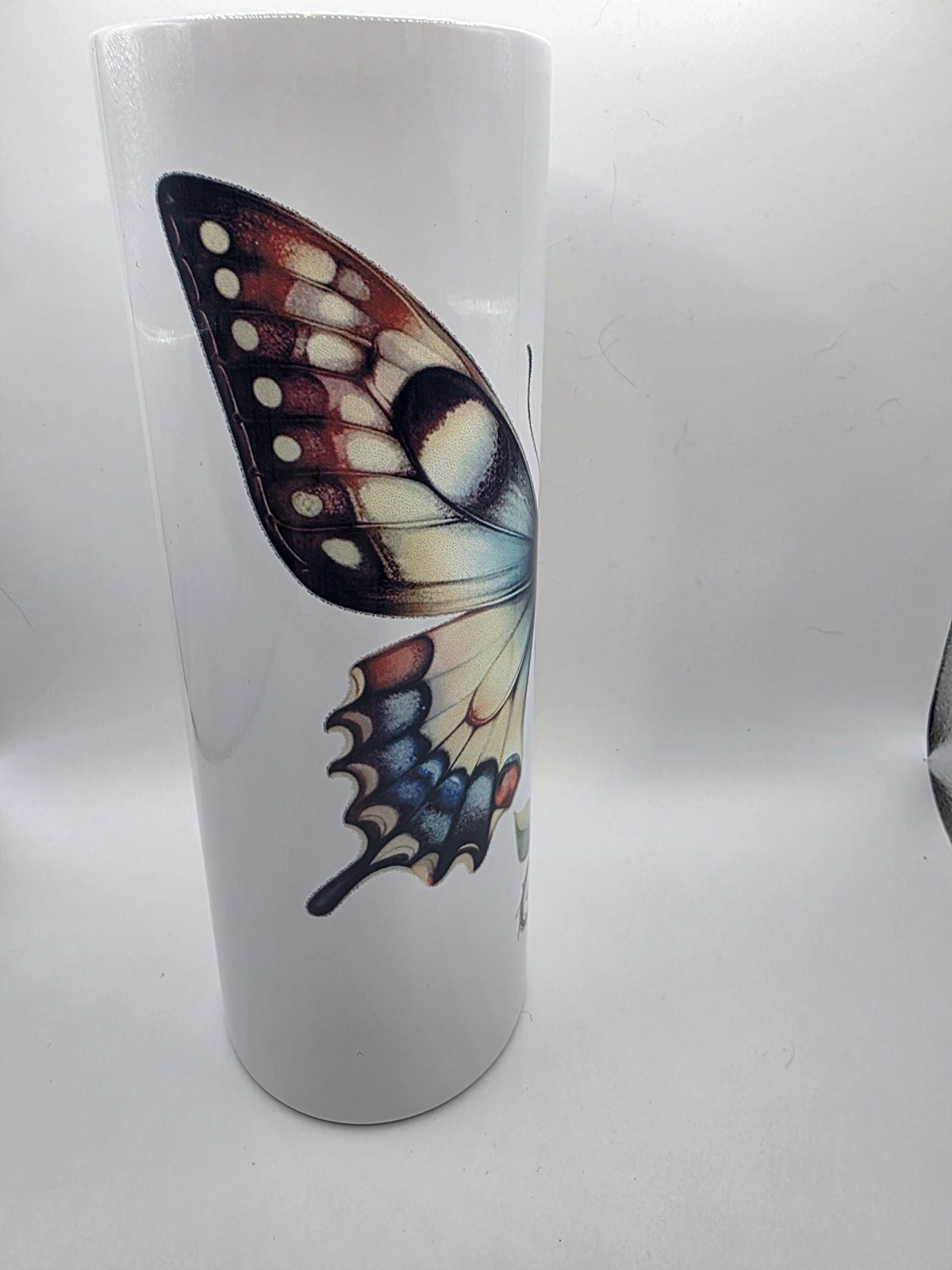 20 Ounce Tumbler with lid and straw and box Butterfly 3